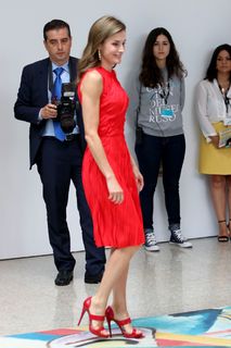 Queen Letizia of Spain feet photo thumbnail