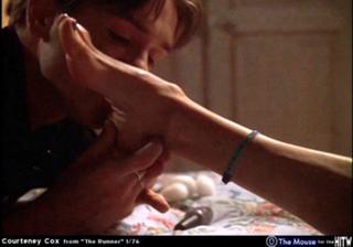 Courteney Cox feet photo thumbnail