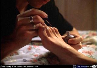 Courteney Cox feet photo thumbnail