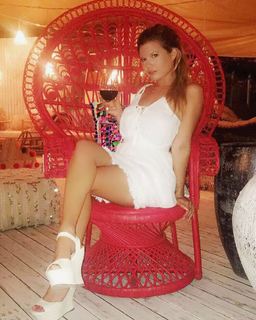 Chanel West Coast feet photo thumbnail
