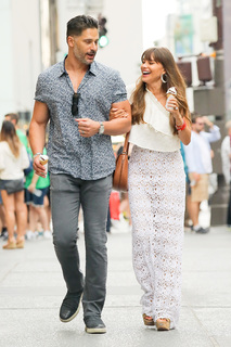 Sofía Vergara feet photo thumbnail