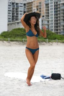 Audrina Patridge feet photo thumbnail