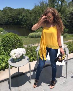 Thalía feet photo thumbnail