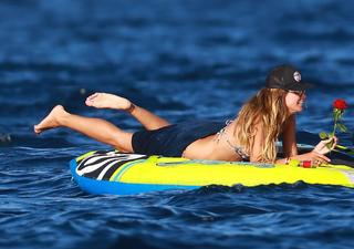 Heidi Klum feet photo thumbnail