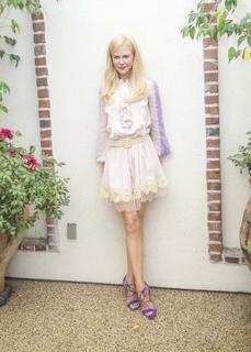 Nicole Kidman feet photo thumbnail