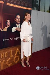 Ellen Pompeo feet photo thumbnail