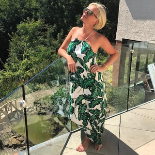 Denise Van Outen feet photo thumbnail