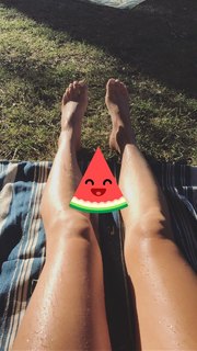 Adriene Mishler feet photo thumbnail