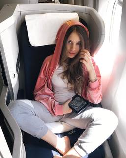 Xenia Tchoumitcheva feet photo thumbnail