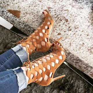 Evelyn Lozada feet photo thumbnail