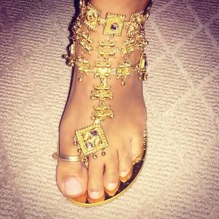 Evelyn Lozada feet photo thumbnail