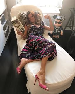 Kelly Bensimon feet photo thumbnail
