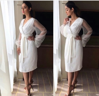 Ileana D'Cruz feet photo thumbnail