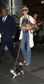 Uma Thurman feet photo thumbnail