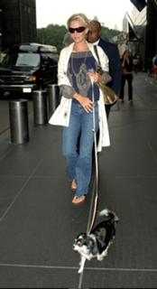 Uma Thurman feet photo thumbnail