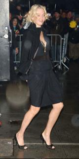 Uma Thurman feet photo thumbnail