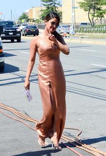 Priyanka Chopra Jonas feet photo thumbnail