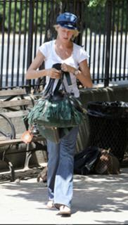 Uma Thurman feet photo thumbnail