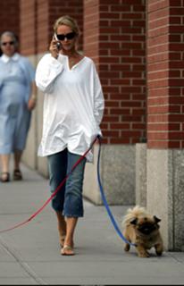 Uma Thurman feet photo thumbnail
