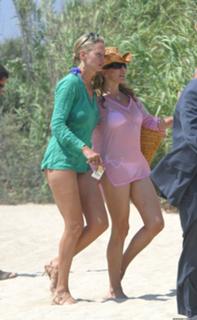 Uma Thurman feet photo thumbnail