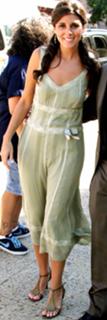 Jamie-Lynn Sigler feet photo thumbnail