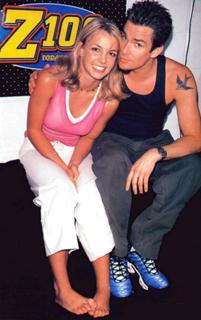 Britney Spears feet photo thumbnail