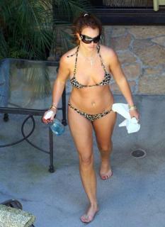 Britney Spears feet photo thumbnail