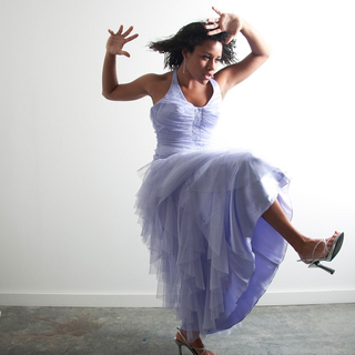Ariana DeBose feet photo 1