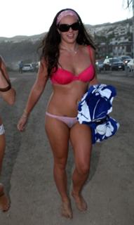 Britney Spears feet photo thumbnail