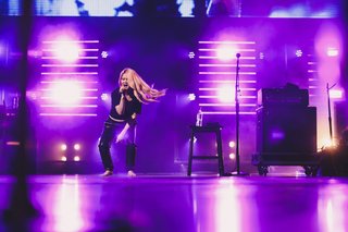 Maren Morris feet photo thumbnail