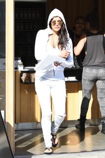 Michelle Rodriguez feet photo thumbnail