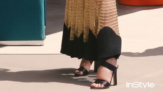 Selena Gomez feet photo thumbnail