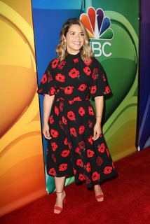 America Ferrera feet photo thumbnail