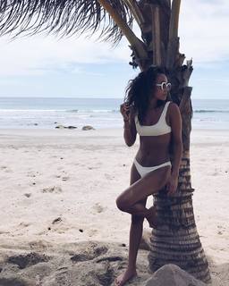 Ashley Madekwe feet photo thumbnail