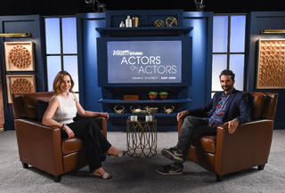 Emilia Clarke feet photo thumbnail