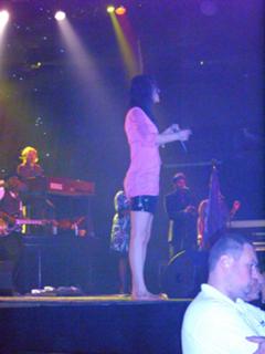 Joss Stone feet photo thumbnail