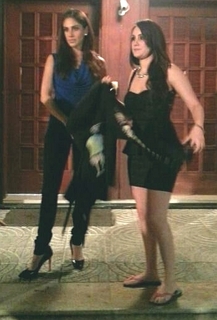 Dulce María feet photo thumbnail