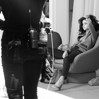 Selena Gomez feet photo thumbnail