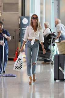 Millie Mackintosh feet photo thumbnail