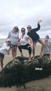 Nastia Liukin feet photo thumbnail
