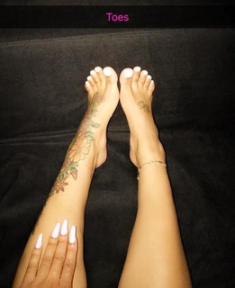 Blac Chyna feet photo thumbnail
