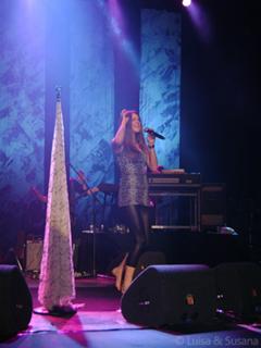 Joss Stone feet photo thumbnail