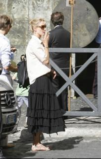 Uma Thurman feet photo thumbnail