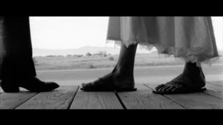 Uma Thurman feet photo thumbnail