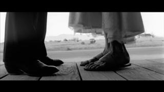 Uma Thurman feet photo thumbnail