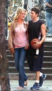 Uma Thurman feet photo thumbnail