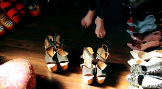 Katherine von Drachenberg feet photo thumbnail