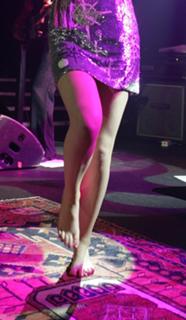 Joss Stone feet photo thumbnail