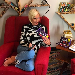 Denise Van Outen feet photo thumbnail