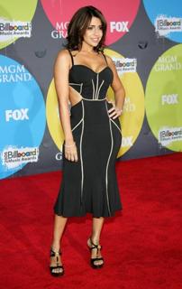 Vida Guerra feet photo thumbnail